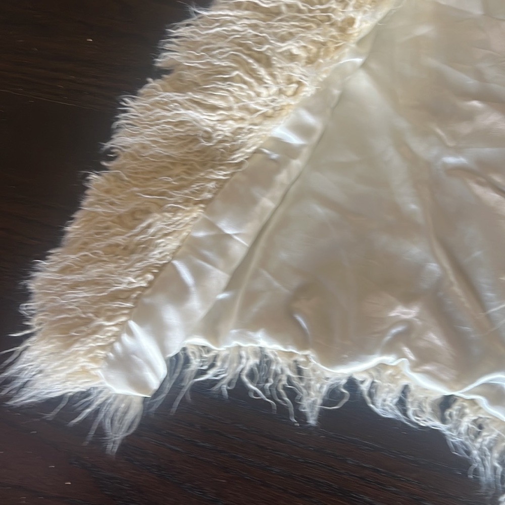 Daytrip faux fur vest - Picture 3 of 5